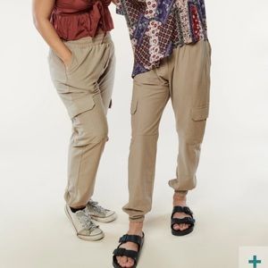 🆕 Earthbound Trading Co. Khaki Cargo Jogger Pants XL